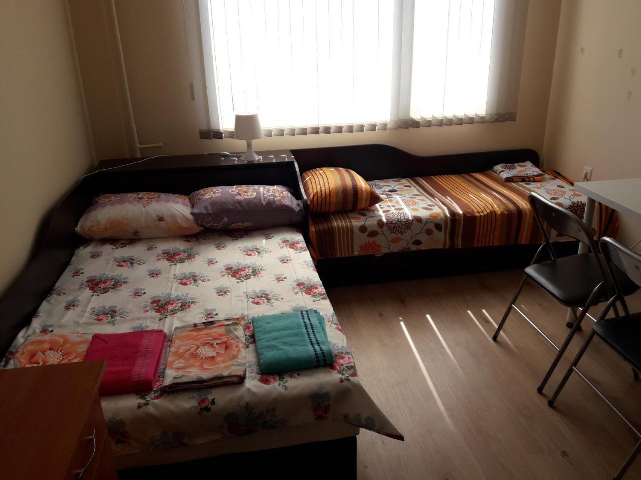 Guest House Mania โซเฟีย ภายนอก รูปภาพ